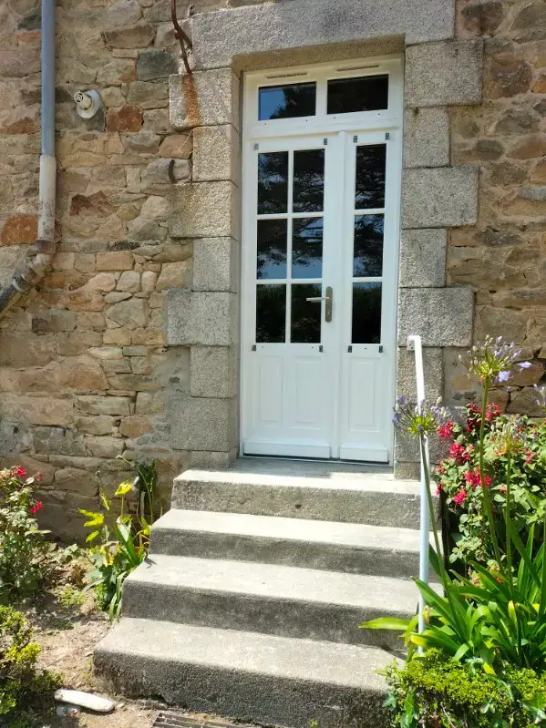 Pose de porte sur mesure Finistère